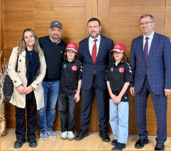 BAŞKANIMIZ FAHRETTİN YILDIZ VE TOK KARDEŞLERDEN SPOR HİZMETLERİ GENEL MÜDÜRÜNE ZİYARET