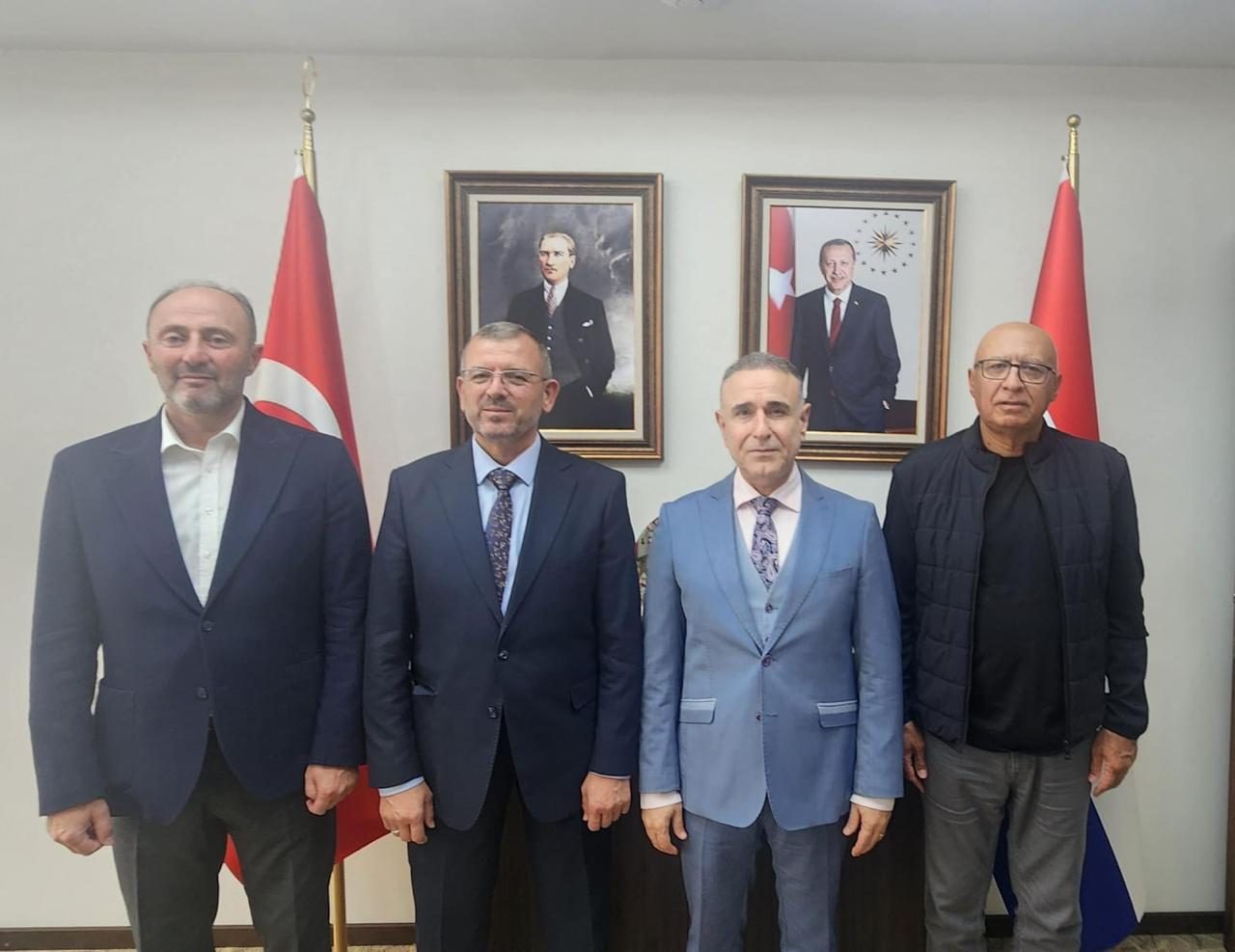 Türkiye Kaykay Federasyonu Heyetinden T.C. Asuncion Büyükelçiliğine Ziyaret