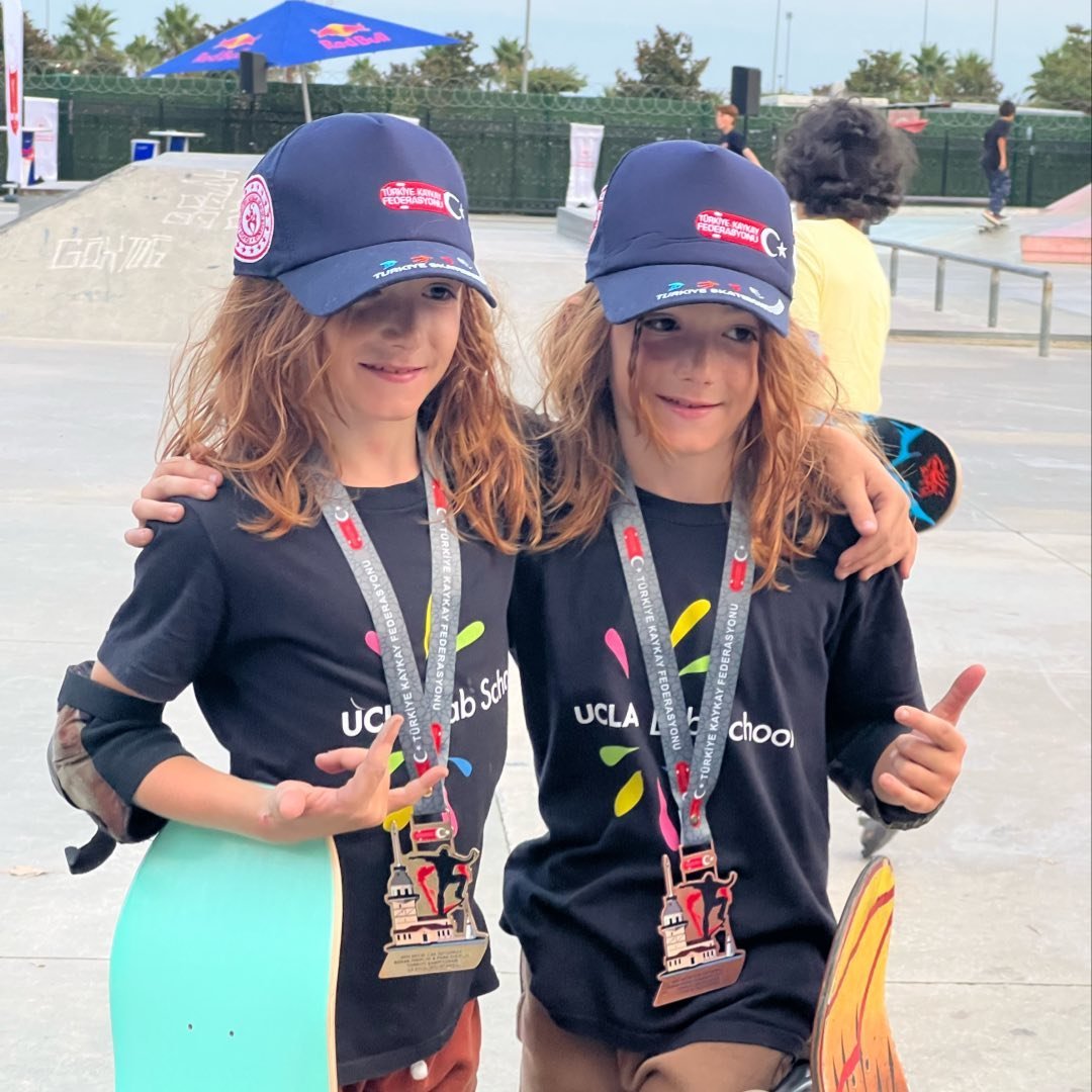 Efe&amp;Ege Skateboarding